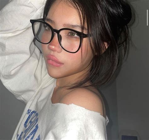 hannah kelov|hannah kae (@hannahkae27) .